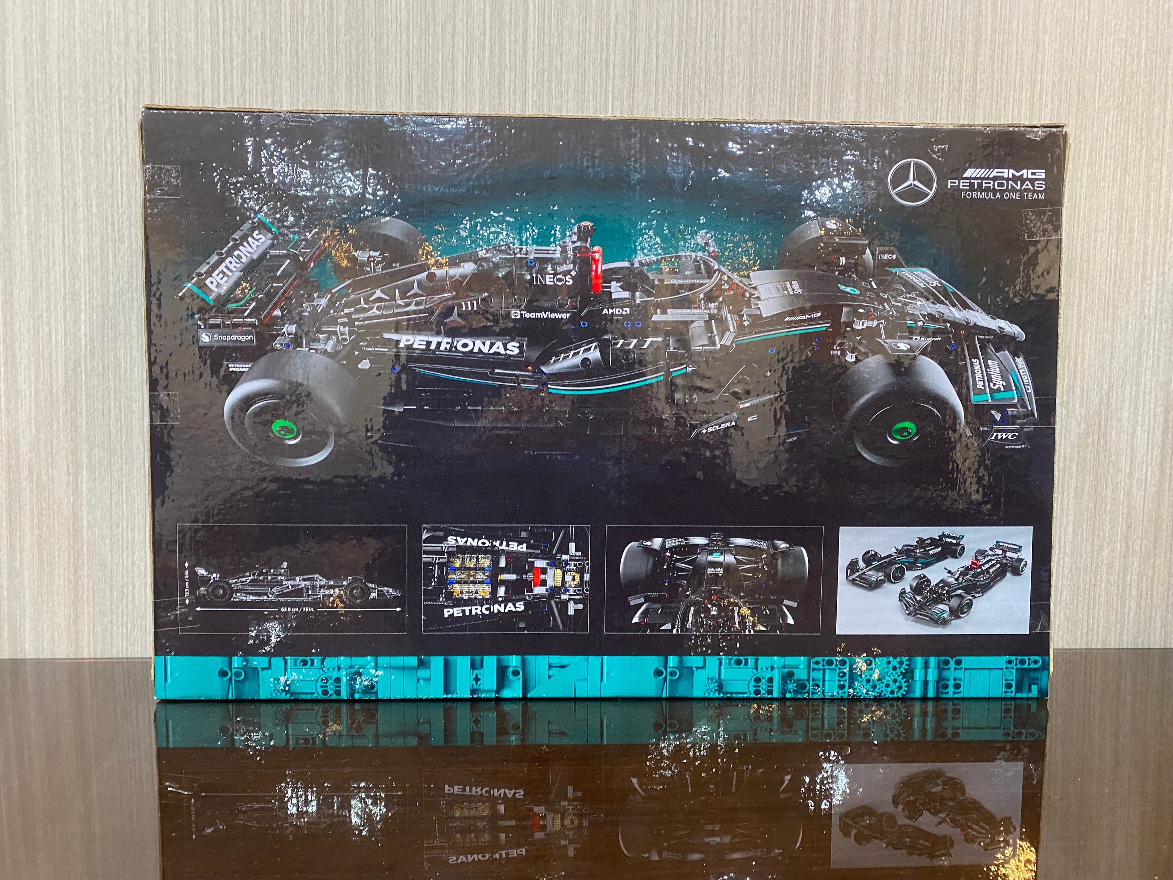 Mercedes-AMG F1 | Technic | 1642 pcs  ل ي ج و