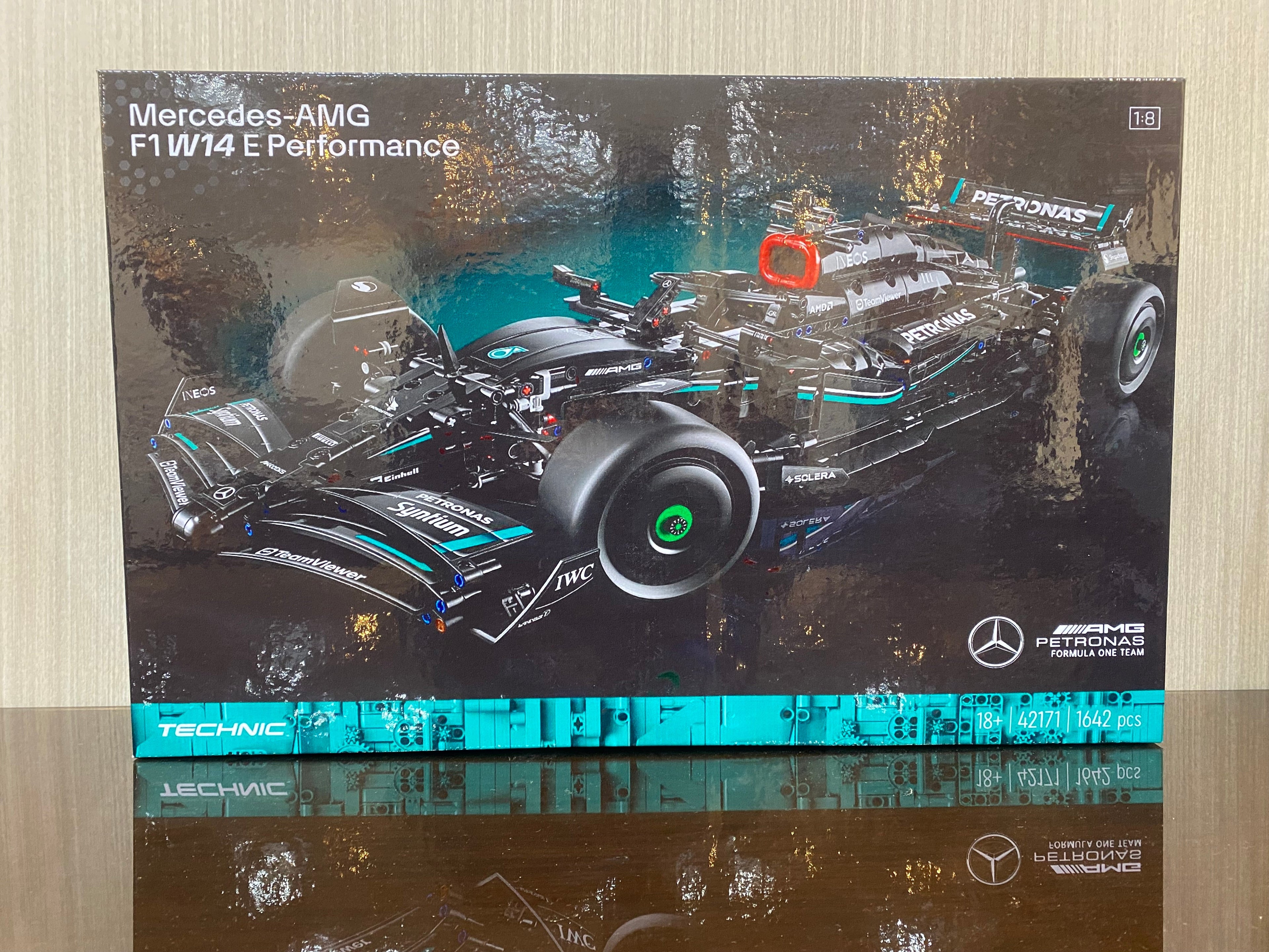 Mercedes-AMG F1 | Technic | 1642 pcs  ل ي ج و