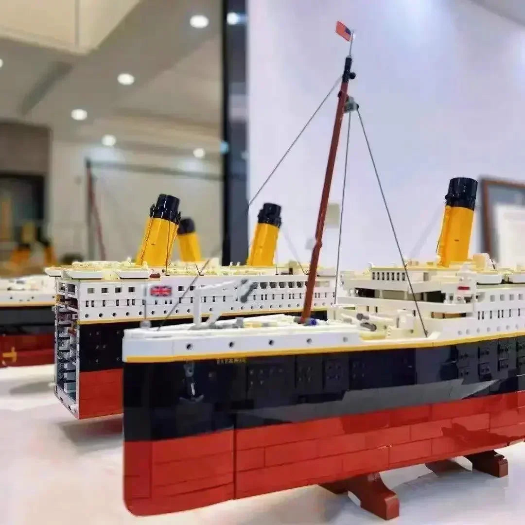 Titanic 10294 | Icons | 9090 Pcs ل ي ج و